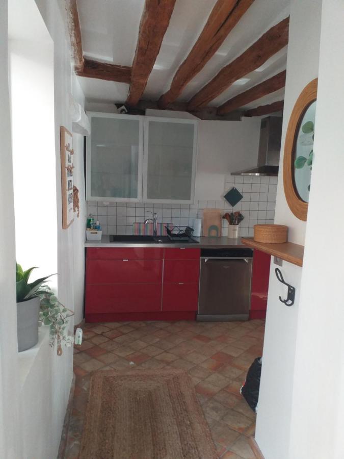 Belle Maison Au Coeur De Recloses Luaran gambar