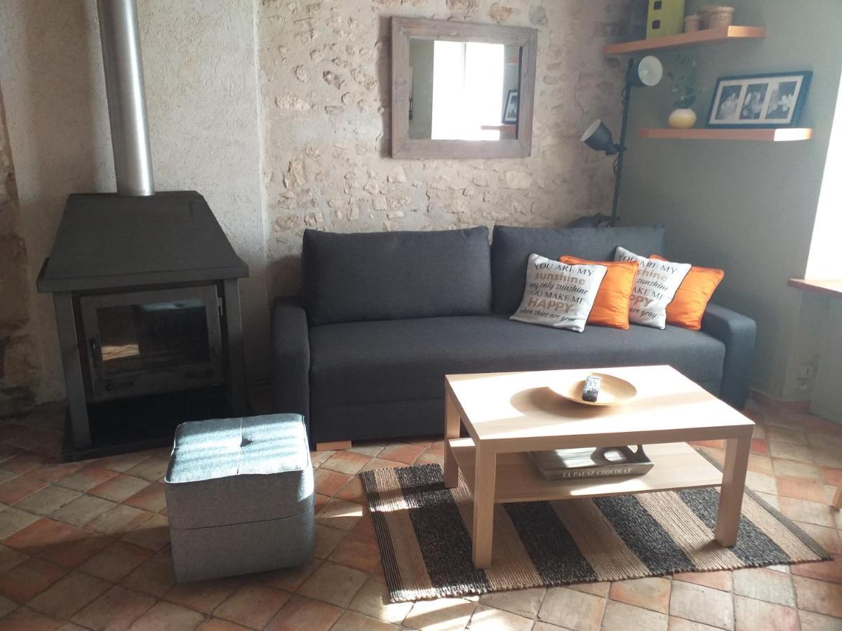 Belle Maison Au Coeur De Recloses Luaran gambar